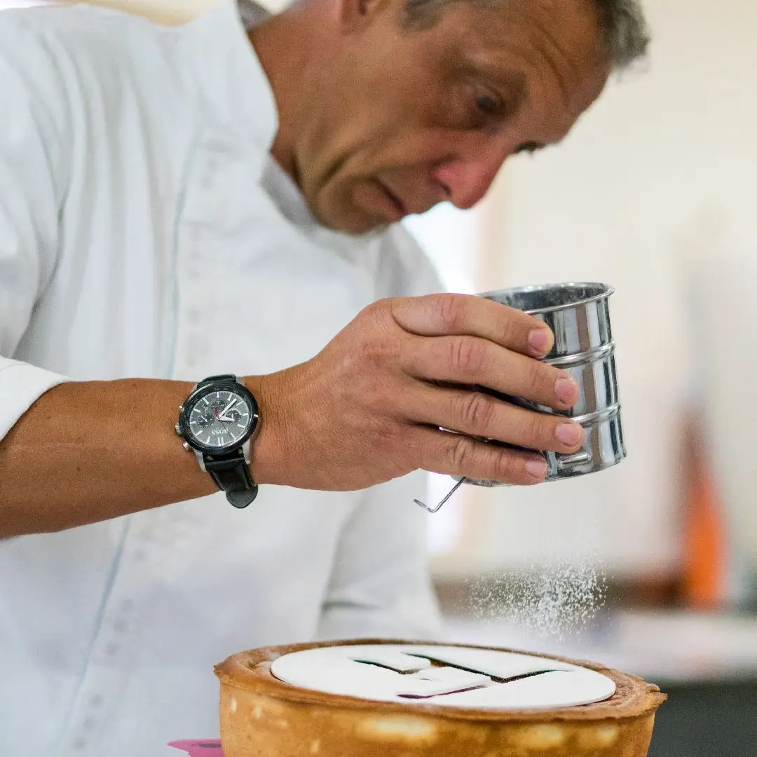 PHOTO-2025-12-10-09-21-28